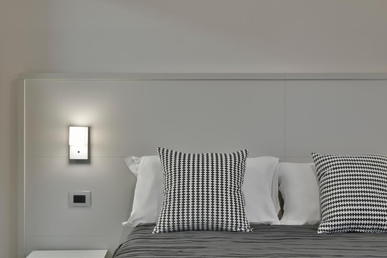 Tolomeo Rooms Laura Luaran gambar