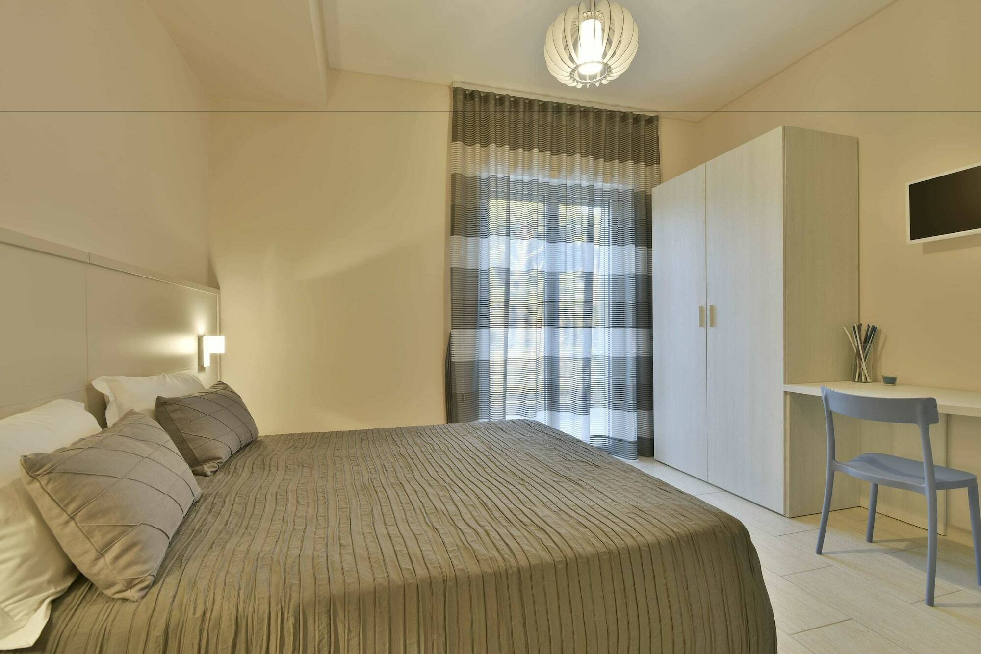 Tolomeo Rooms Laura Luaran gambar